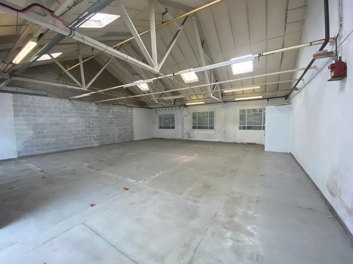 Office in Blackburn - photo 2